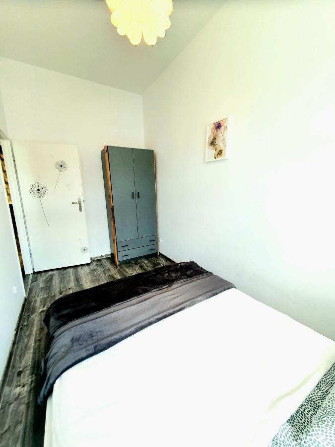 Ferienwohnung Gniazdko Na Bydgoskim Thorn Exterior foto