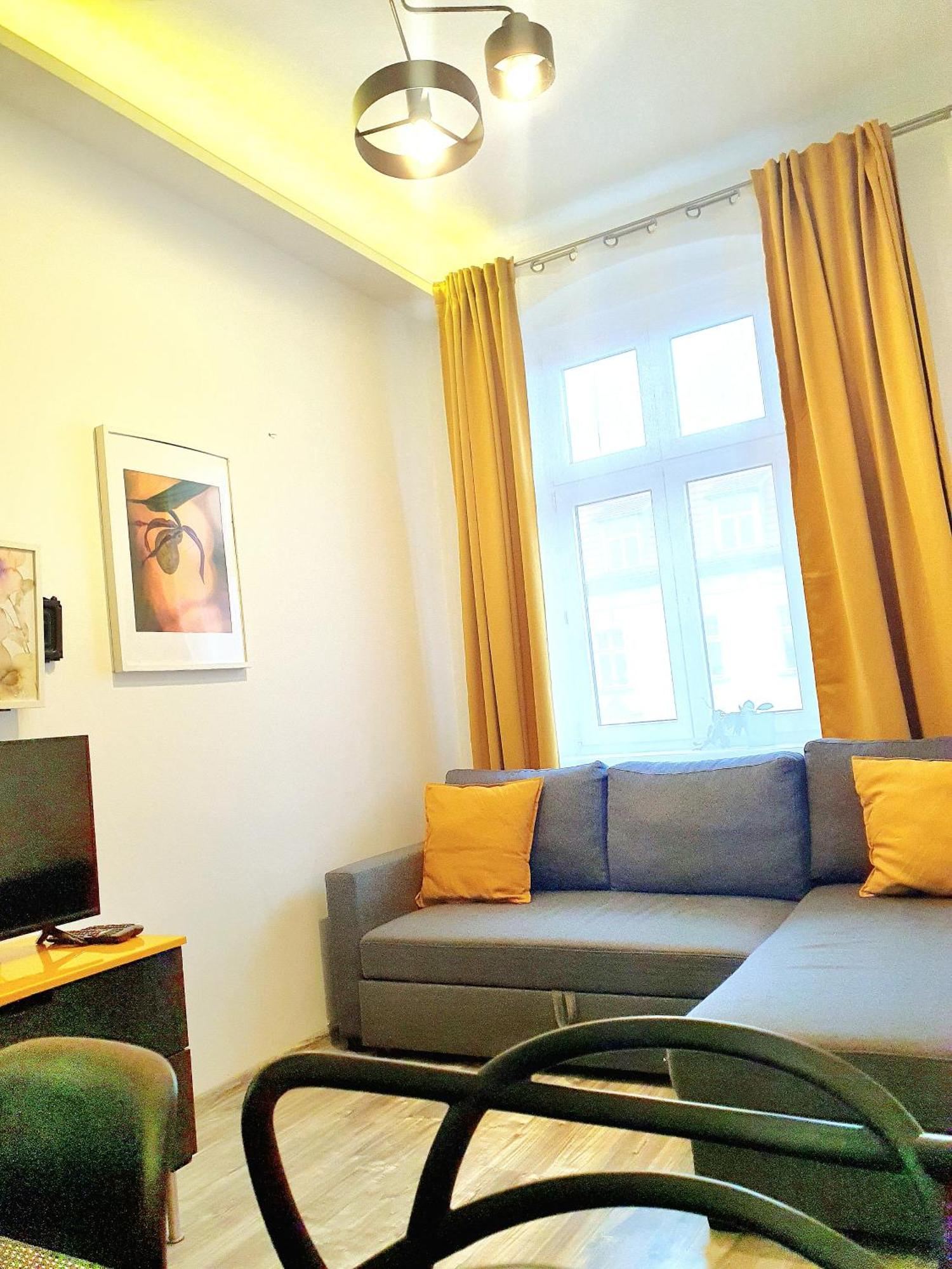 Ferienwohnung Gniazdko Na Bydgoskim Thorn Exterior foto